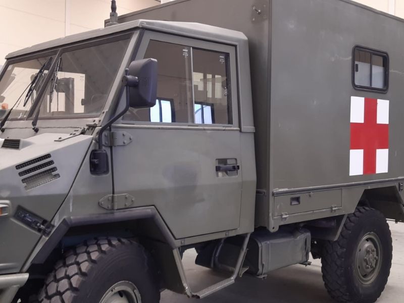 catálogo vehículos militares