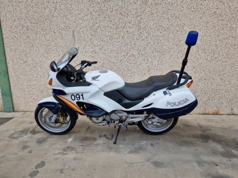 catálogo vehículos policiales
